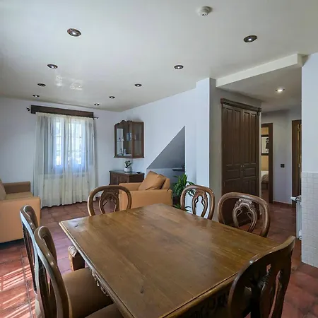 ホテル Marouco 2*