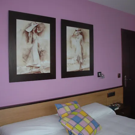 ホテル Marouco ア・グアルダ