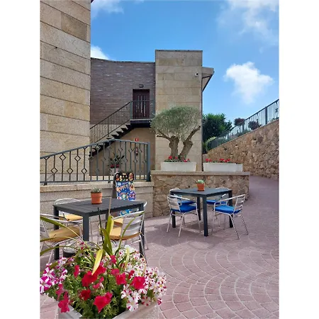 Otel Marouco 2*